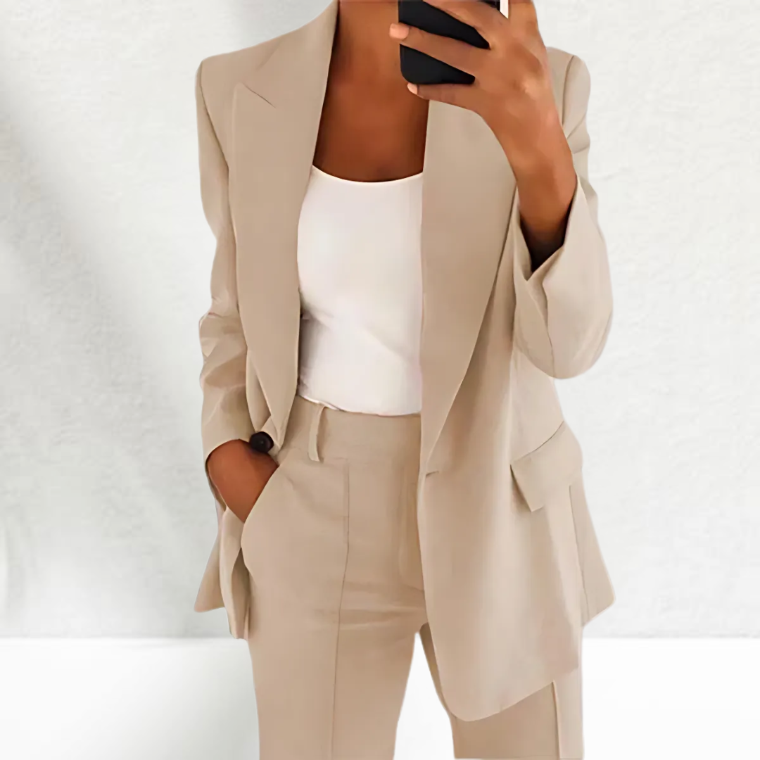 Teresa | Two-Piece Women's Suit