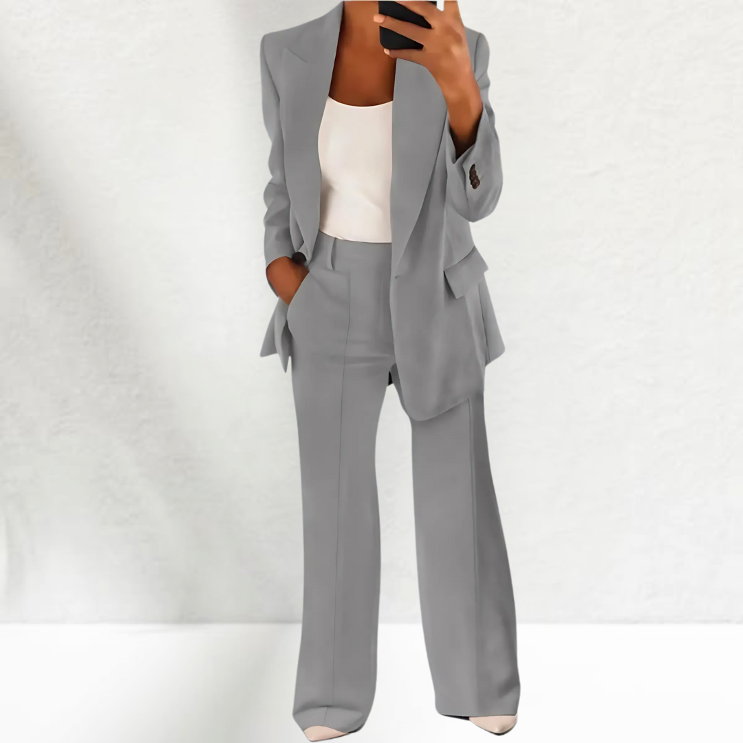 Teresa | Two-Piece Women's Suit