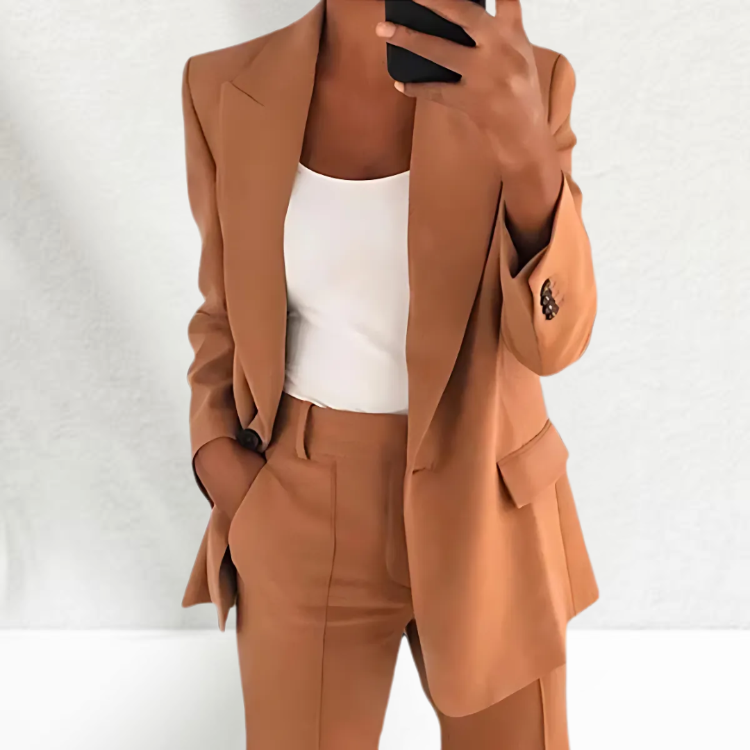 Teresa | Two-Piece Women's Suit