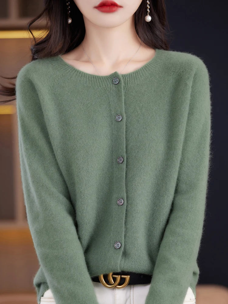 Everleigh™ – Classic Merino Button Cardigan