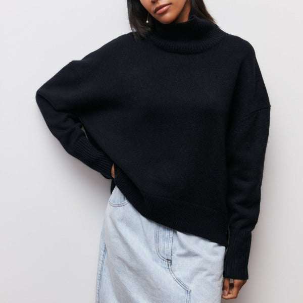 Sophie™ – Luxe Turtleneck Knit